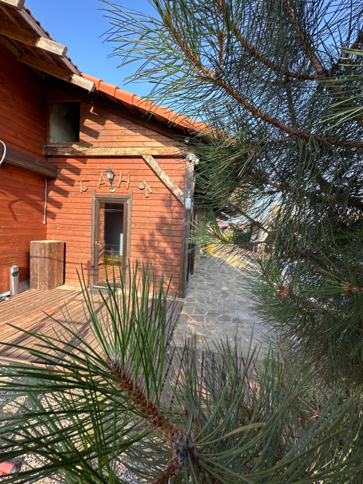 Chervona Kalyna Cottage Odessa Luaran gambar