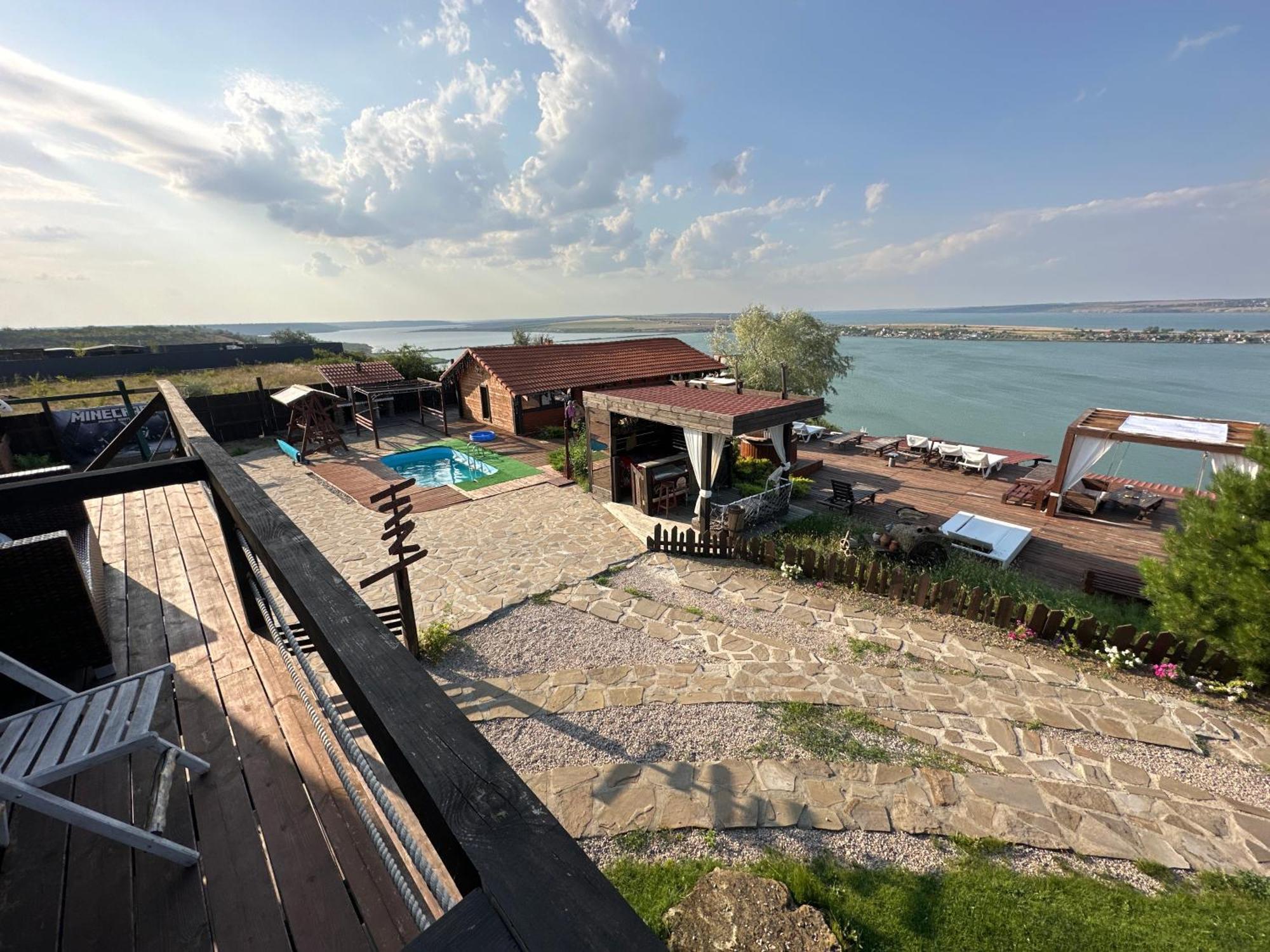 Chervona Kalyna Cottage Odessa Luaran gambar