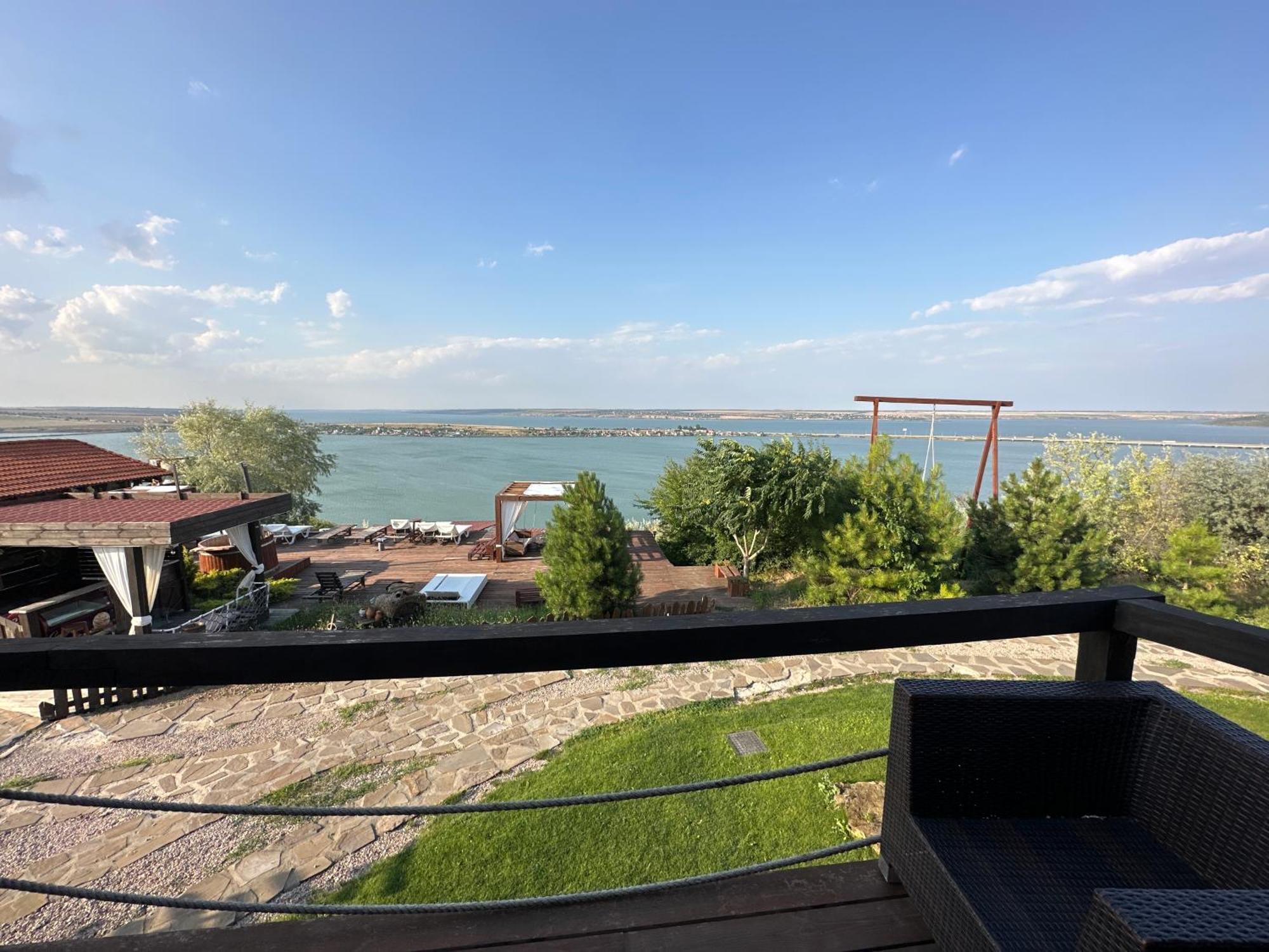 Chervona Kalyna Cottage Odessa Luaran gambar