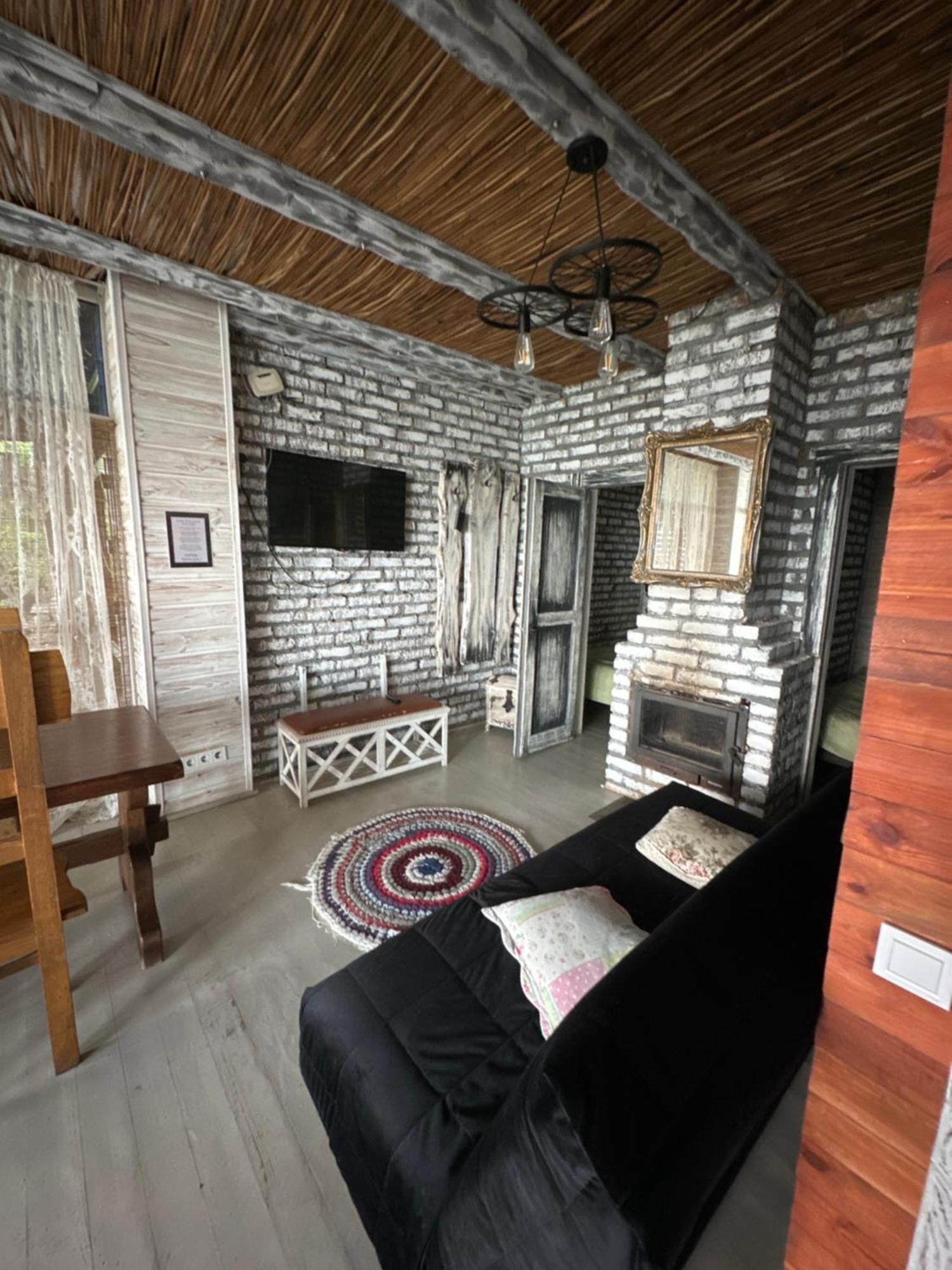 Chervona Kalyna Cottage Odessa Luaran gambar