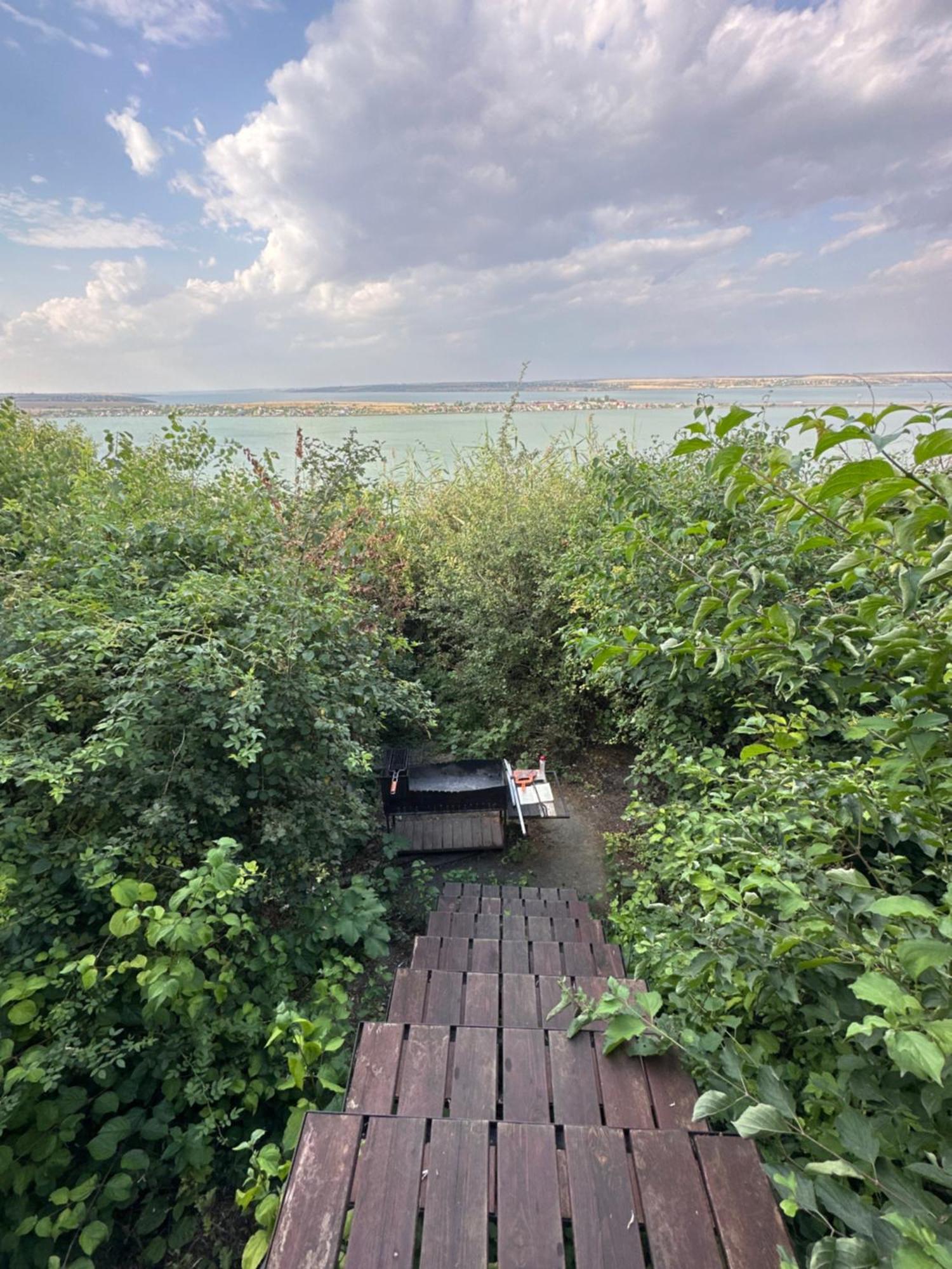 Chervona Kalyna Cottage Odessa Luaran gambar